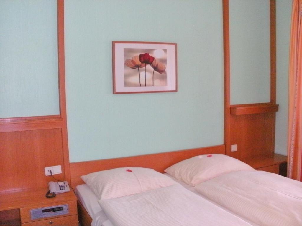 Gasthof Landhotel Gruner Baum Cadolzburg Room photo