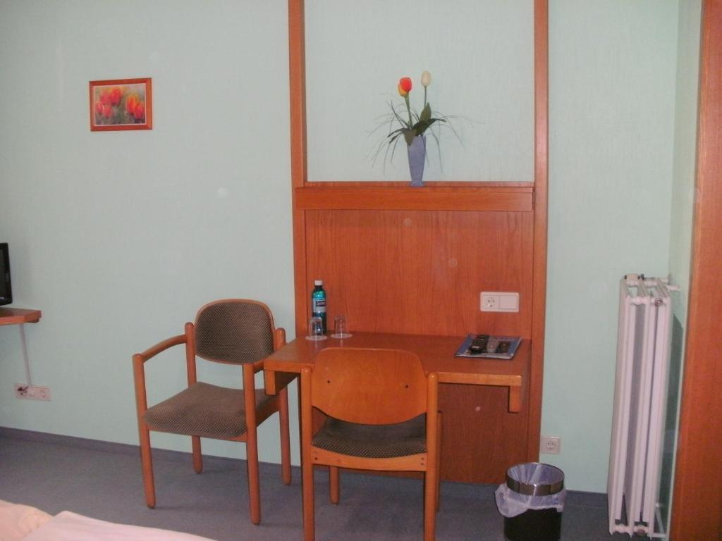 Gasthof Landhotel Gruner Baum Cadolzburg Room photo
