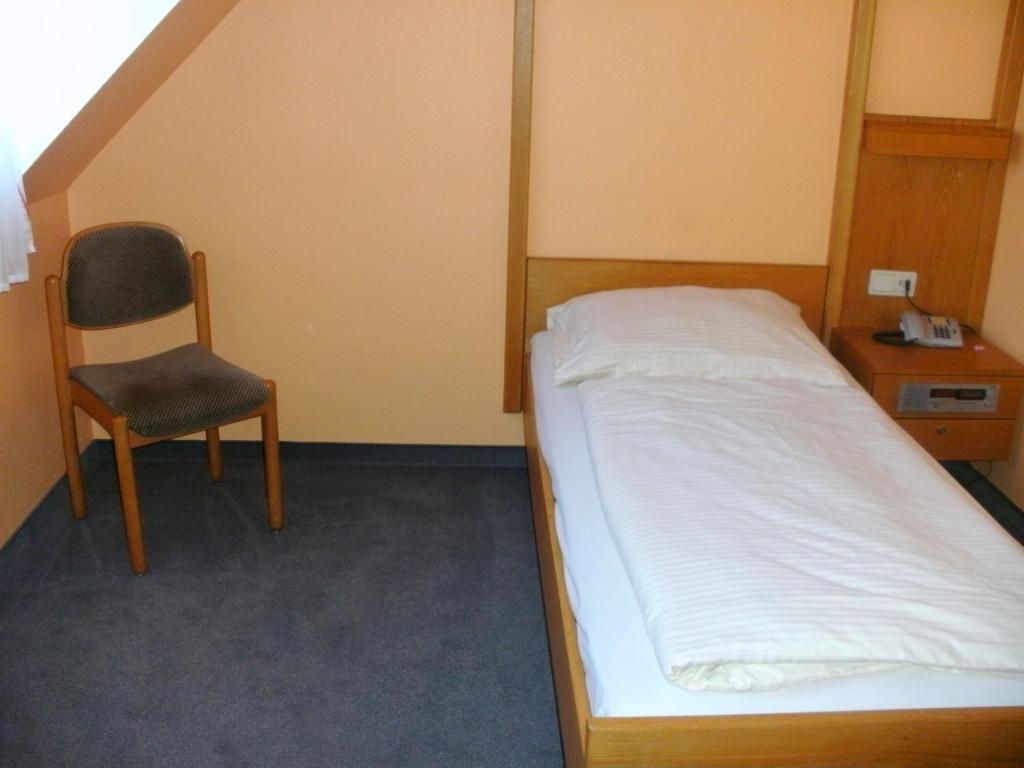 Gasthof Landhotel Gruner Baum Cadolzburg Room photo