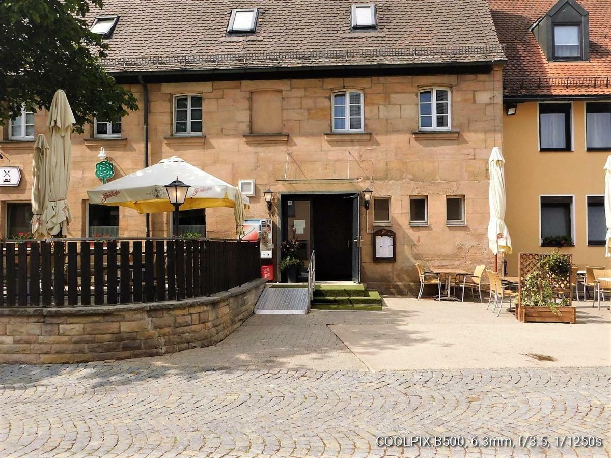 Gasthof Landhotel Gruner Baum Cadolzburg Exterior photo